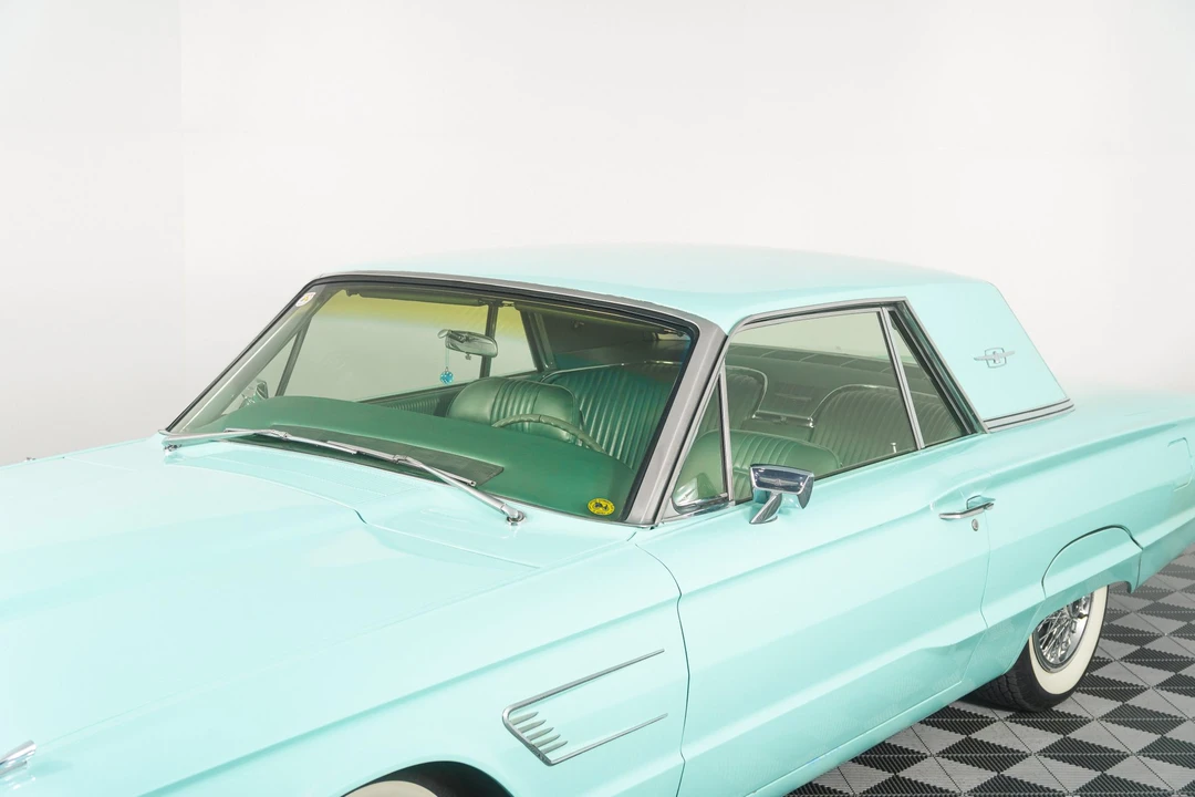 1965 Ford Thunderbird 3rd Gen - Image 23 of 31
