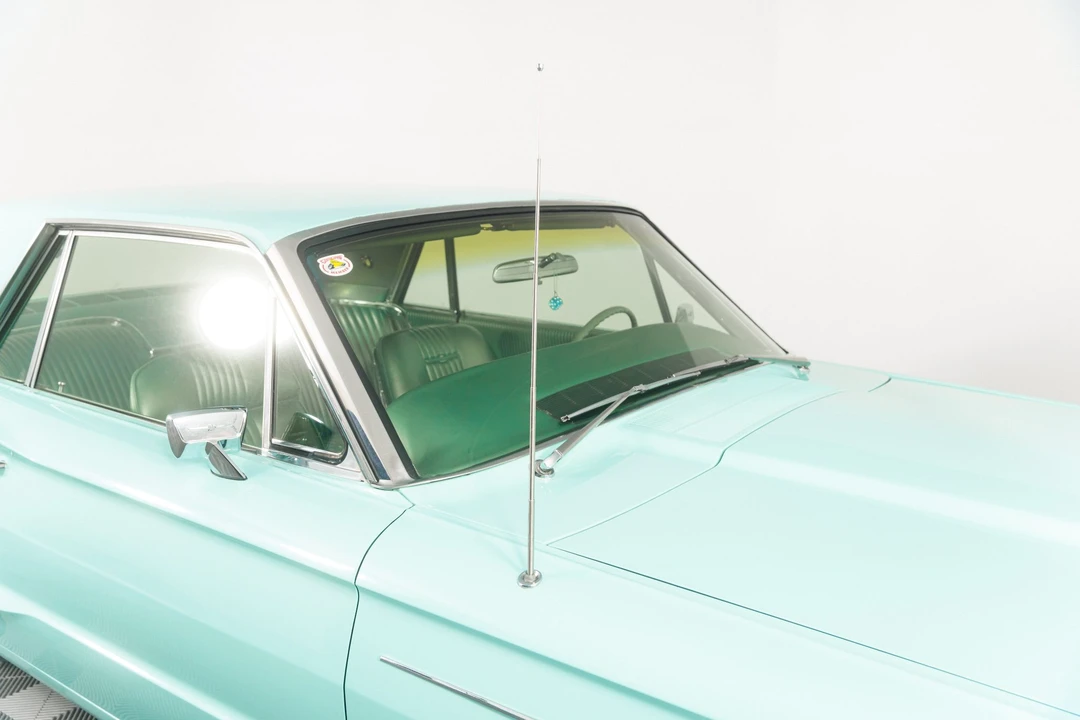 1965 Ford Thunderbird 3rd Gen - Image 20 of 31
