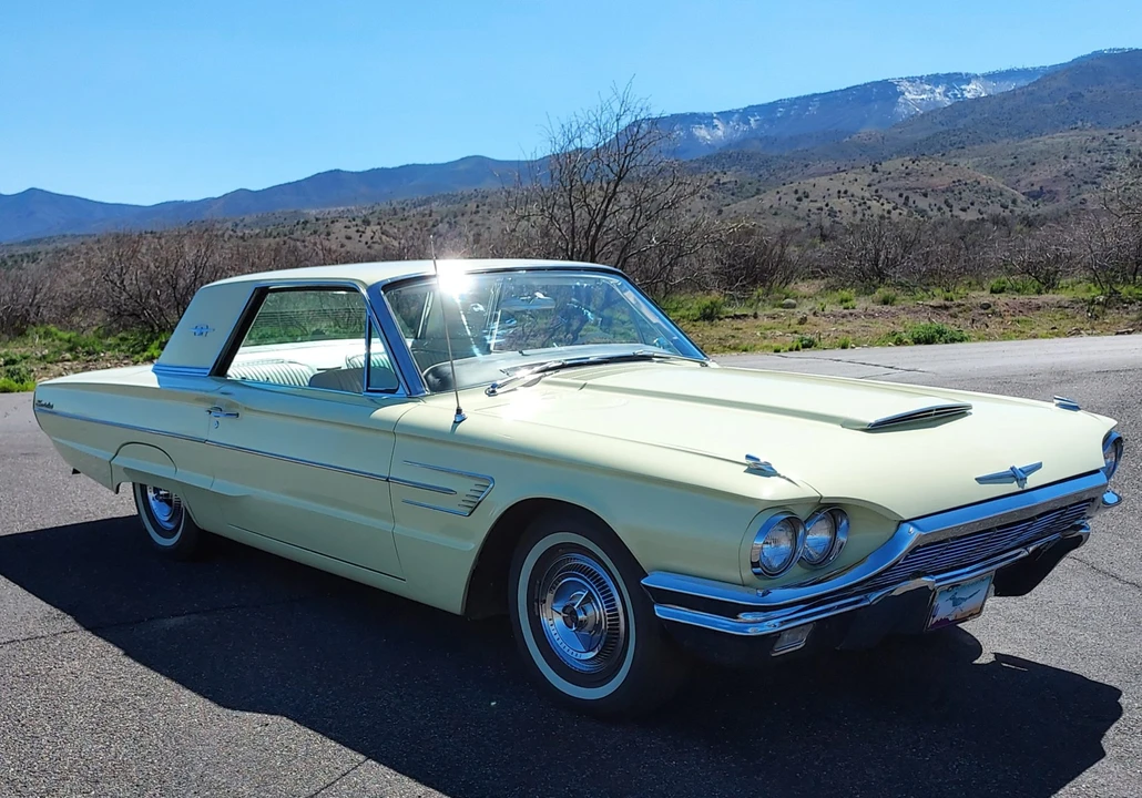 1965 Ford Thunderbird 4th Gen - Image 11 of 31