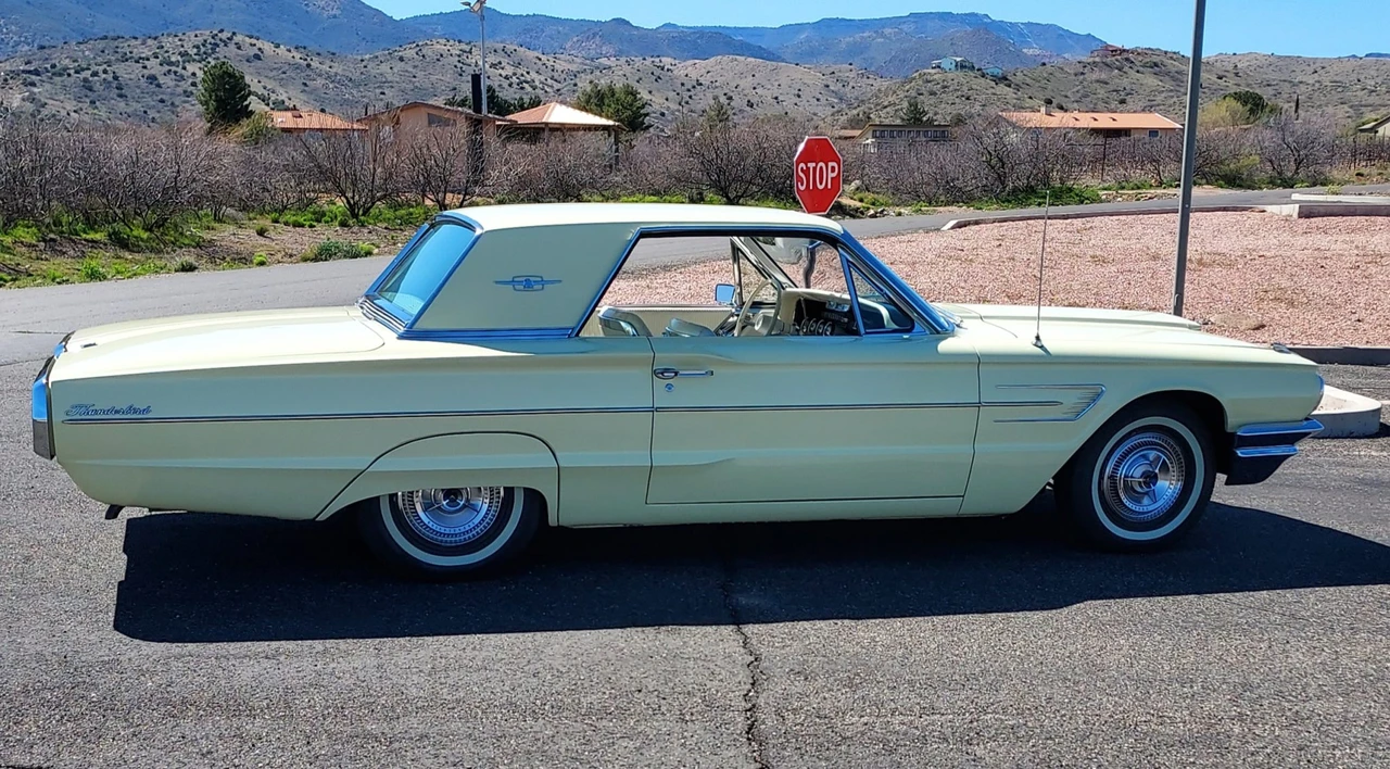 1965 Ford Thunderbird 4th Gen - Image 9 of 31