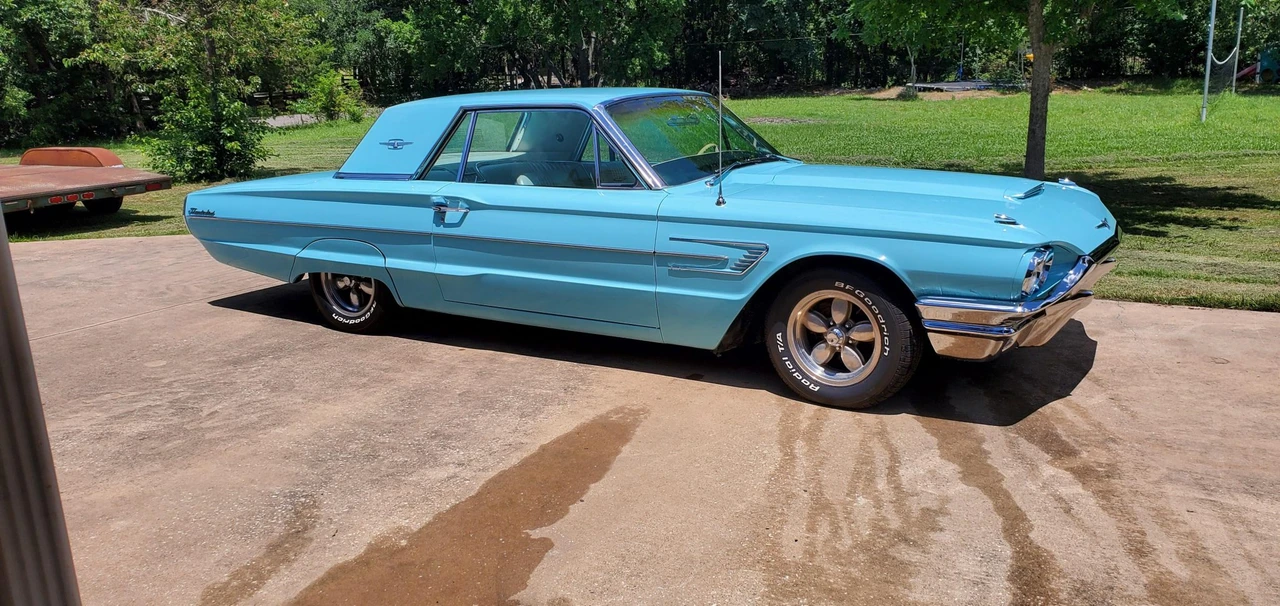 1965 Ford Thunderbird 4th Gen - Image 2 of 31