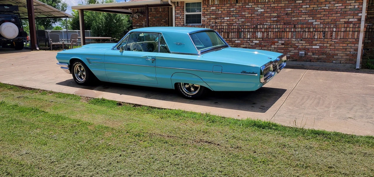1965 Ford Thunderbird 4th Gen - Image 5 of 31