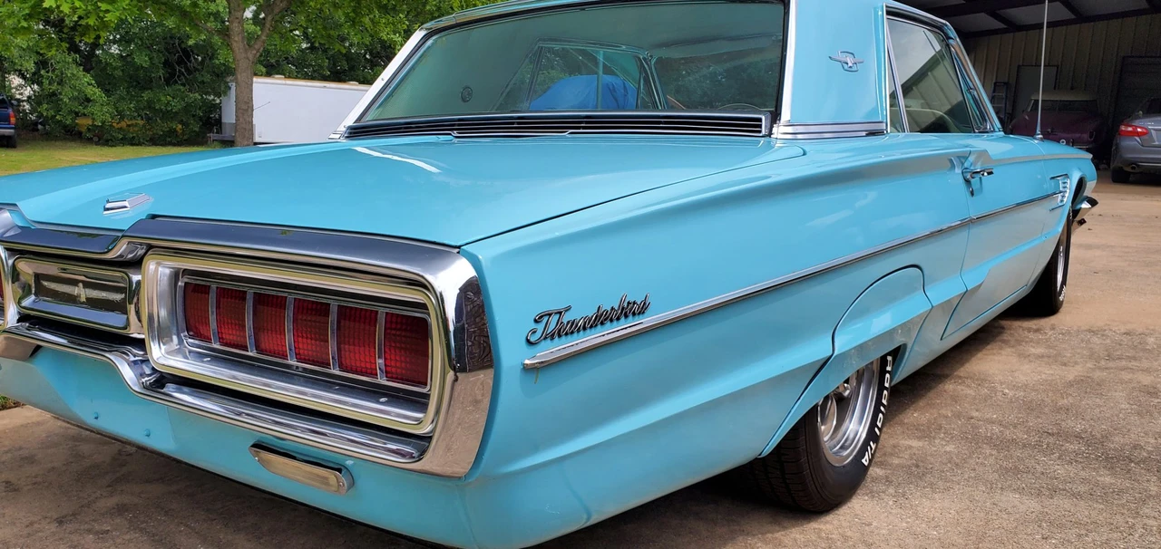 1965 Ford Thunderbird 4th Gen - Image 16 of 31