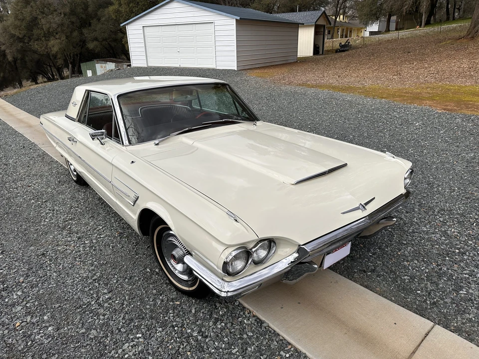 1965 Ford Thunderbird 4th Gen - Image 2 of 31