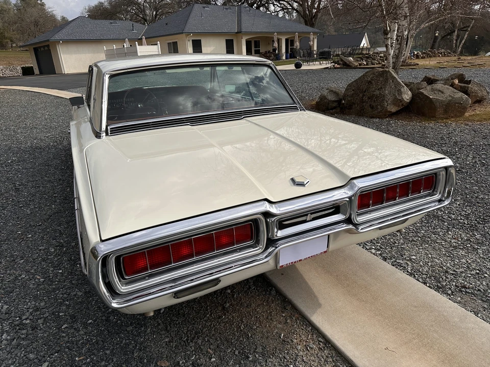 1965 Ford Thunderbird 4th Gen - Image 9 of 31