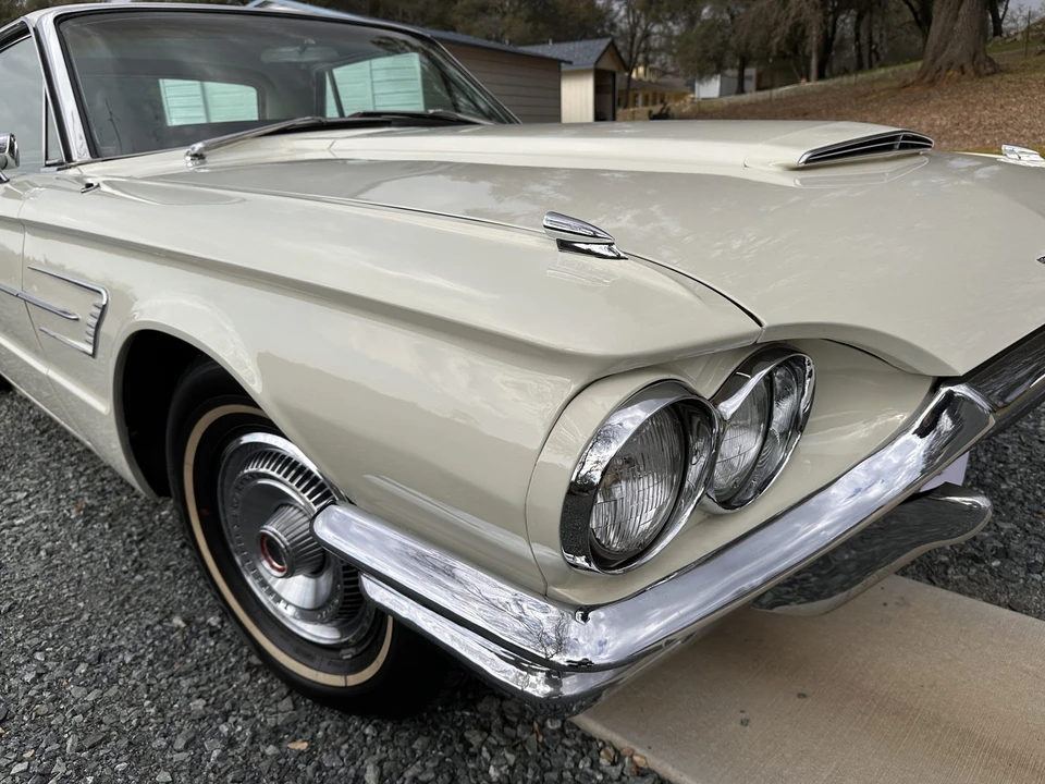 1965 Ford Thunderbird 4th Gen - Image 15 of 31
