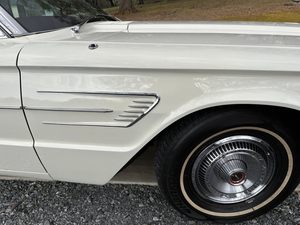 1965 Ford Thunderbird 4th Gen - Image 16 of 31