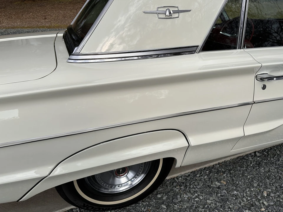1965 Ford Thunderbird 4th Gen - Image 18 of 31