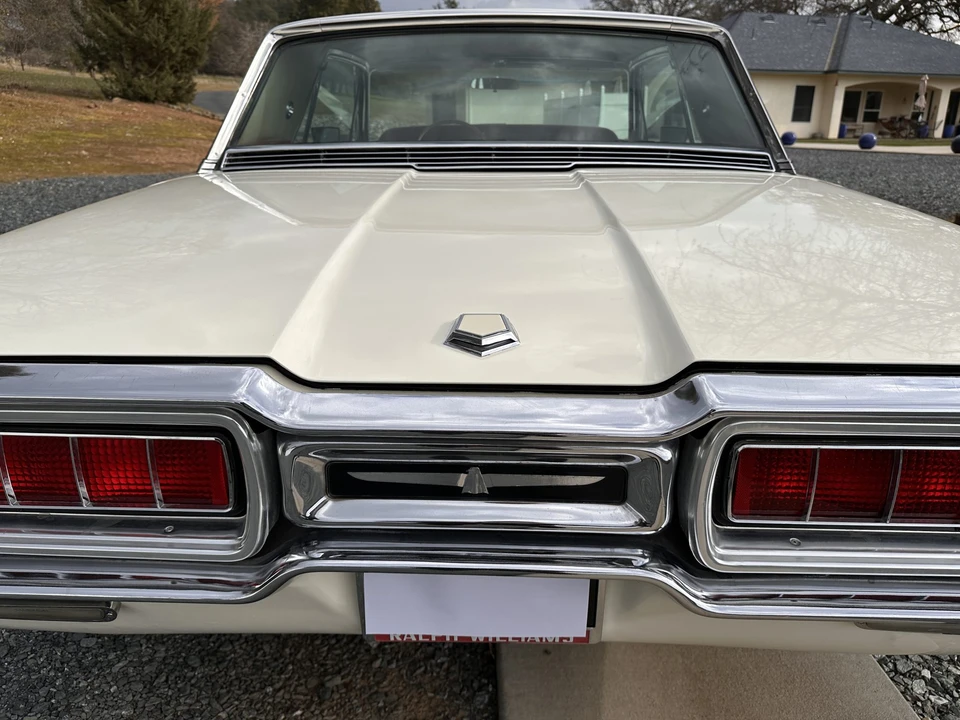 1965 Ford Thunderbird 4th Gen - Image 21 of 31