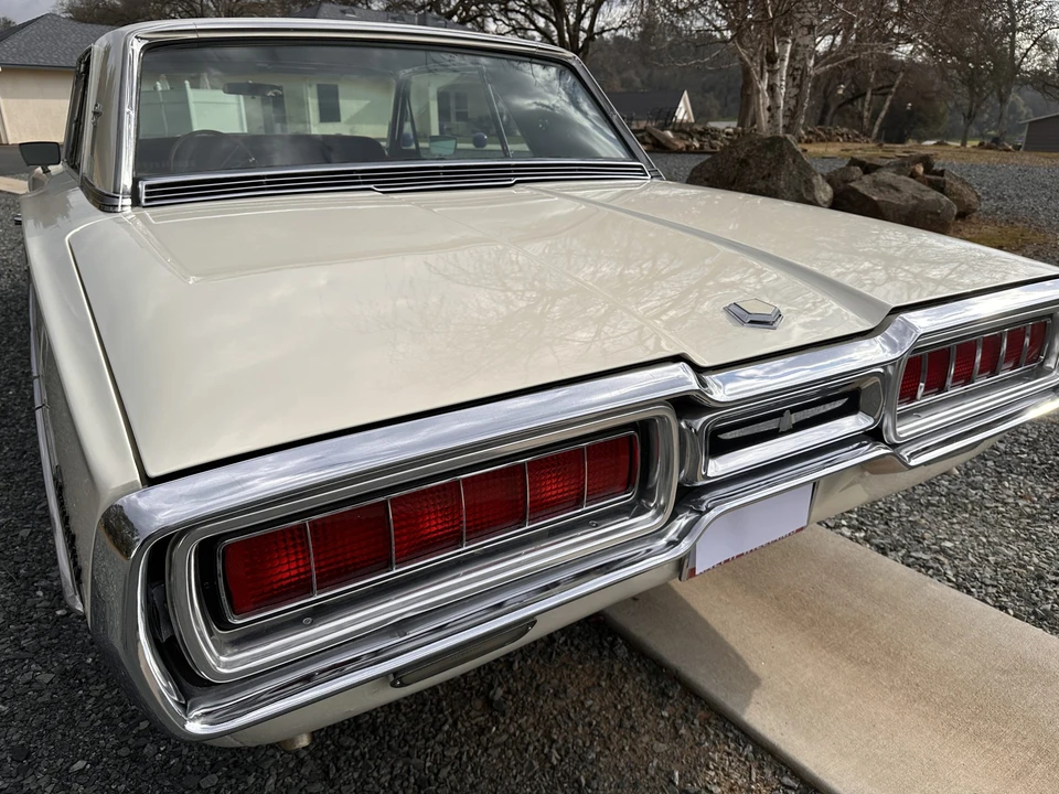 1965 Ford Thunderbird 4th Gen - Image 22 of 31