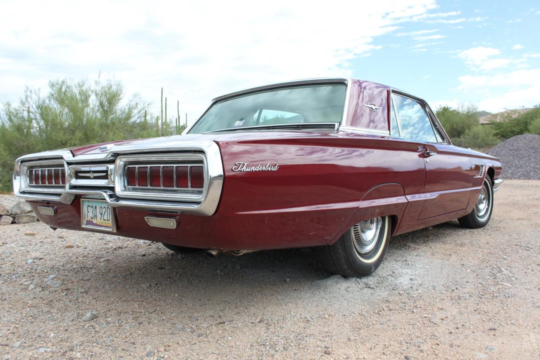 1965 Ford Thunderbird 3rd Gen - Image 13 of 31