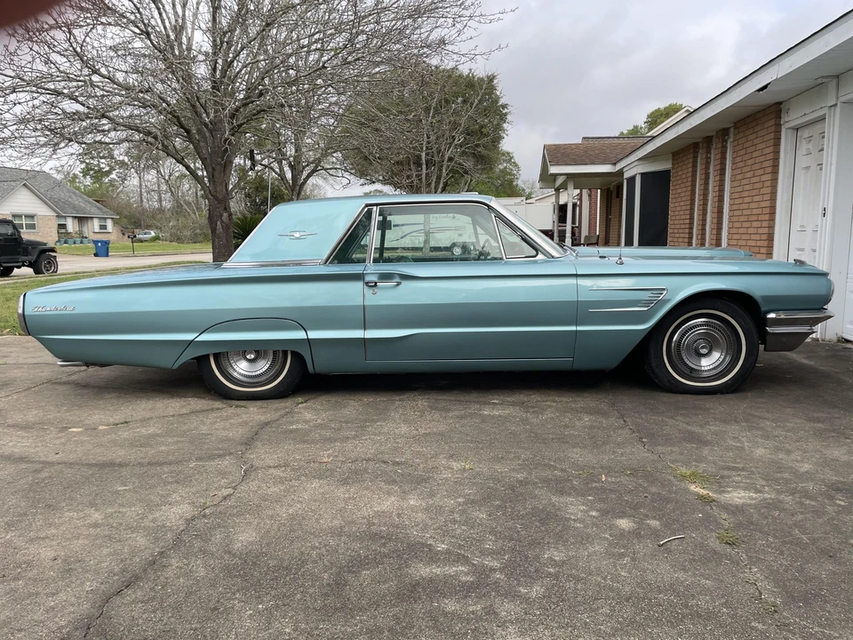 1965 Ford Thunderbird 4th Gen - Image 4 of 31