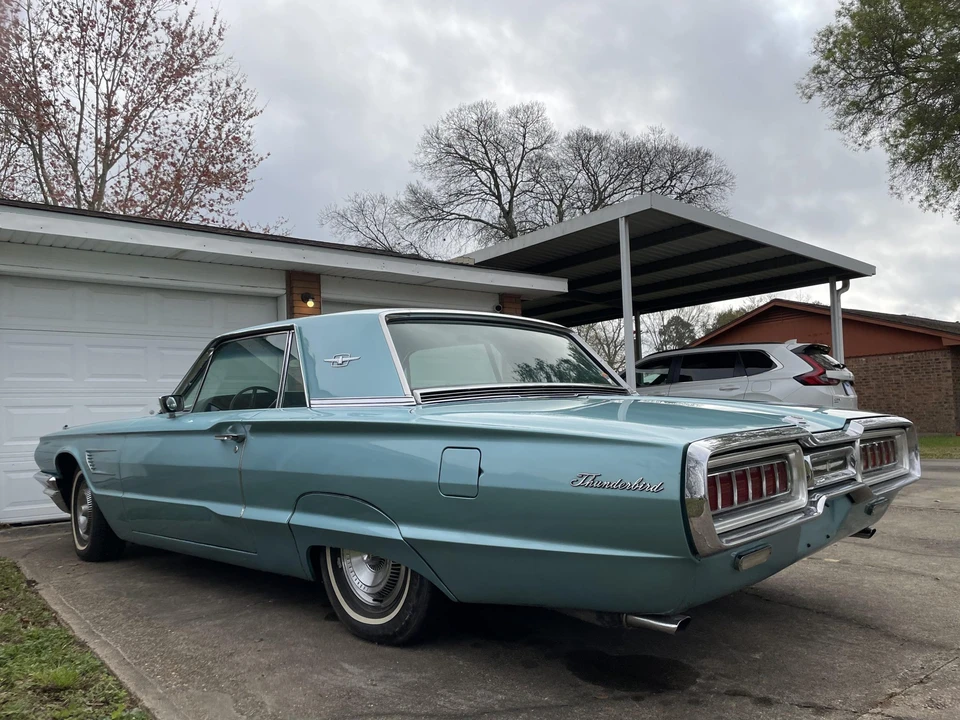 1965 Ford Thunderbird 4th Gen - Image 10 of 31