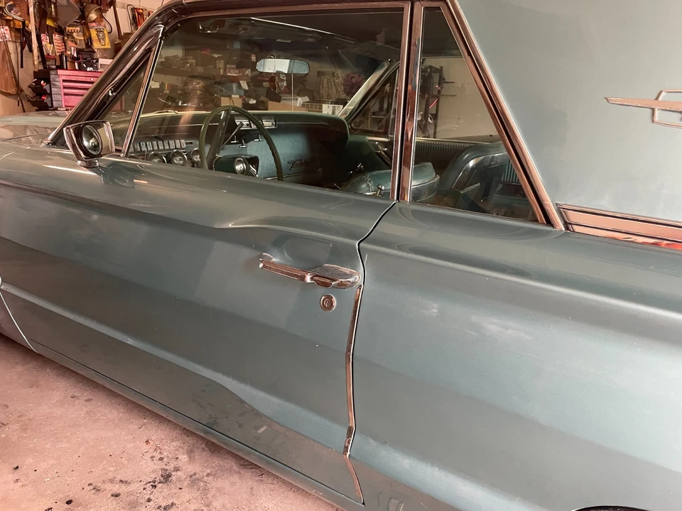 1965 Ford Thunderbird 4th Gen - Image 27 of 31