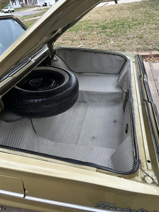 1965 Ford Thunderbird 4th Gen - Image 16 of 16