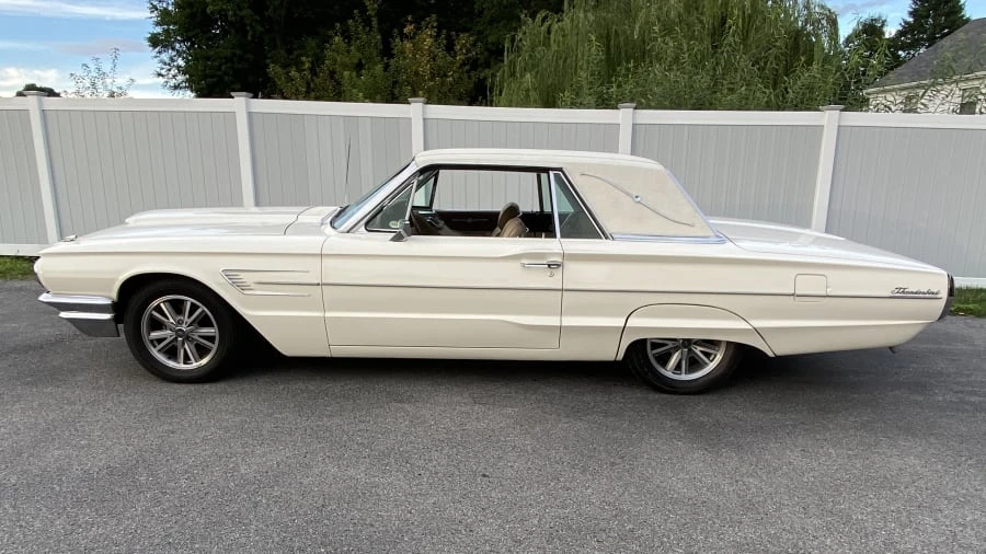 1965 Ford Thunderbird 4th Gen - Image 2 of 31