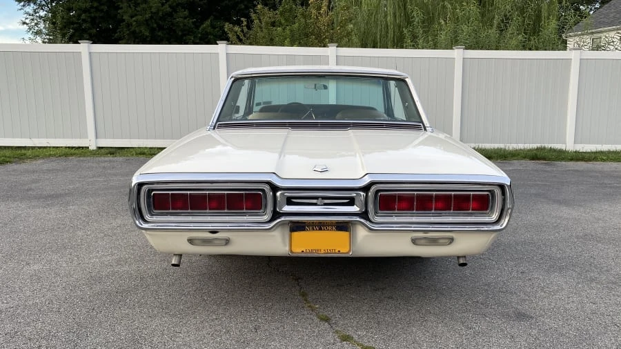 1965 Ford Thunderbird 4th Gen - Image 19 of 31