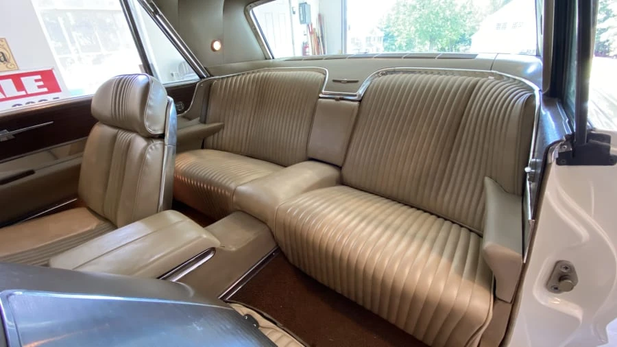 1965 Ford Thunderbird 4th Gen - Image 26 of 31