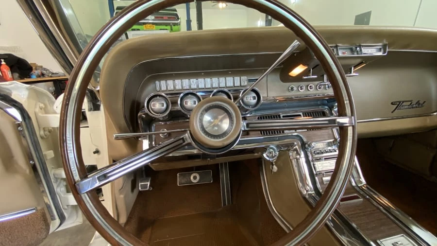 1965 Ford Thunderbird 4th Gen - Image 7 of 31