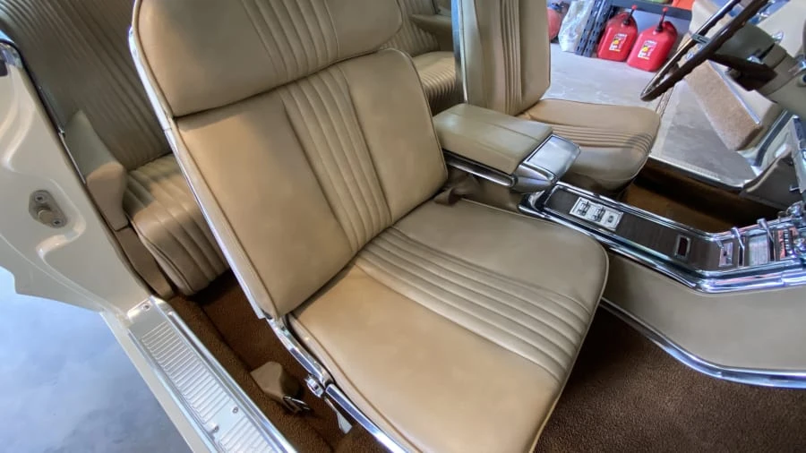 1965 Ford Thunderbird 4th Gen - Image 14 of 31