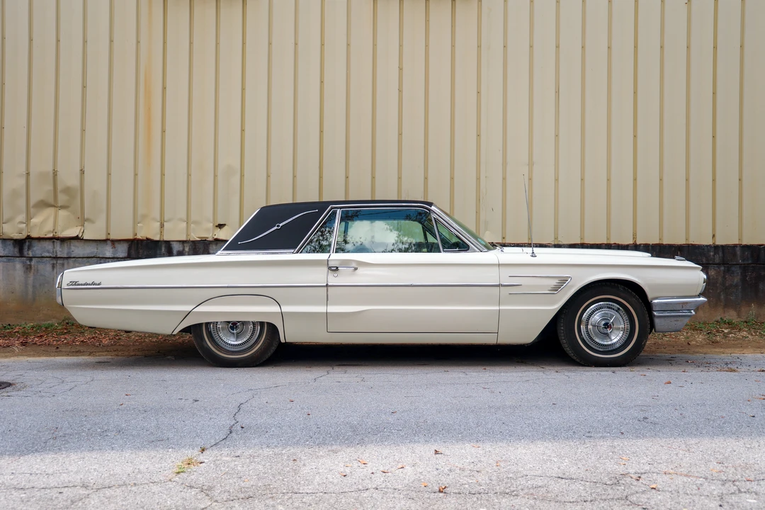 1965 Ford Thunderbird 4th Gen - Image 8 of 31