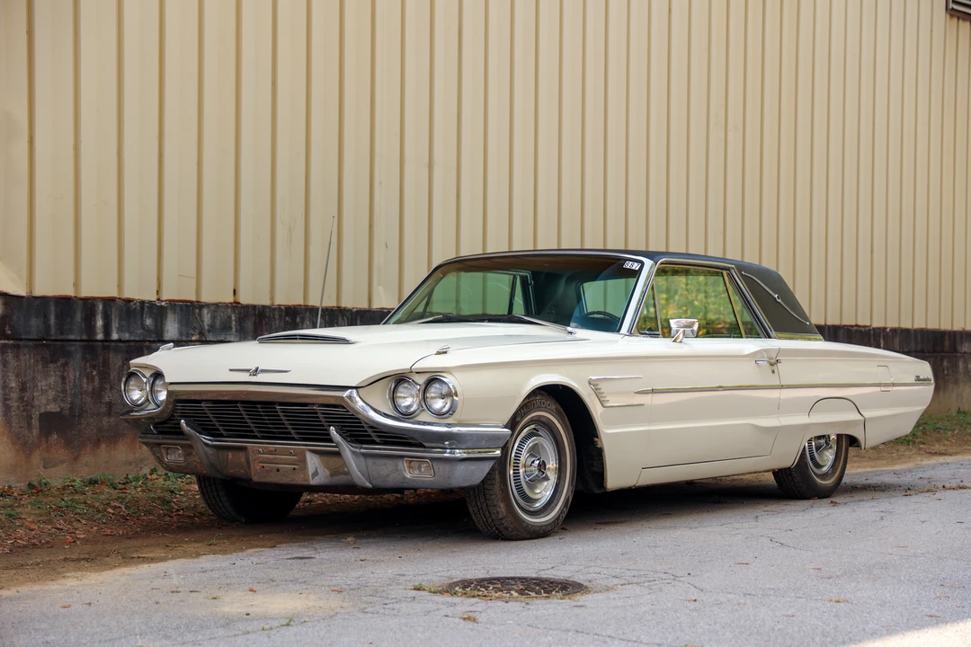 1965 Ford Thunderbird 4th Gen - Image 2 of 31