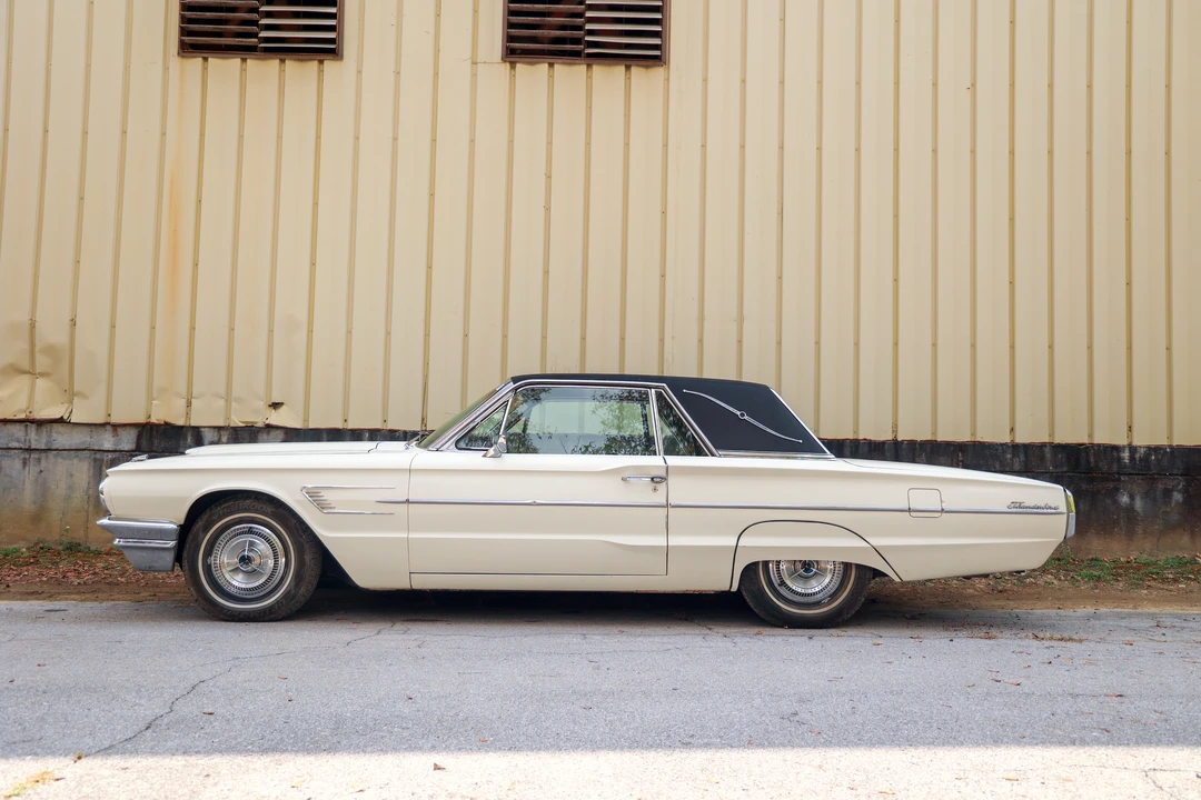 1965 Ford Thunderbird 4th Gen - Image 6 of 31
