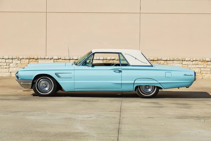 1965 Ford Thunderbird 4th Gen - Image 17 of 31