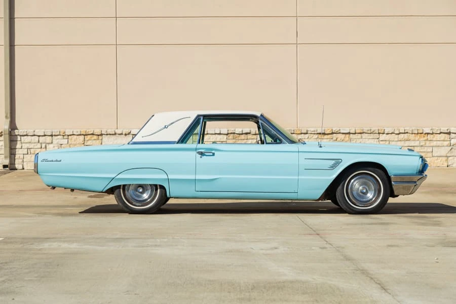 1965 Ford Thunderbird 4th Gen - Image 2 of 31