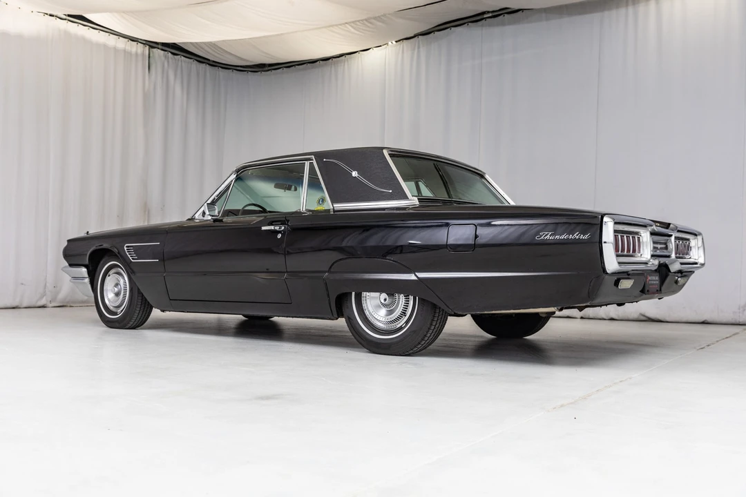 1965 Ford Thunderbird 4th Gen - Image 13 of 31