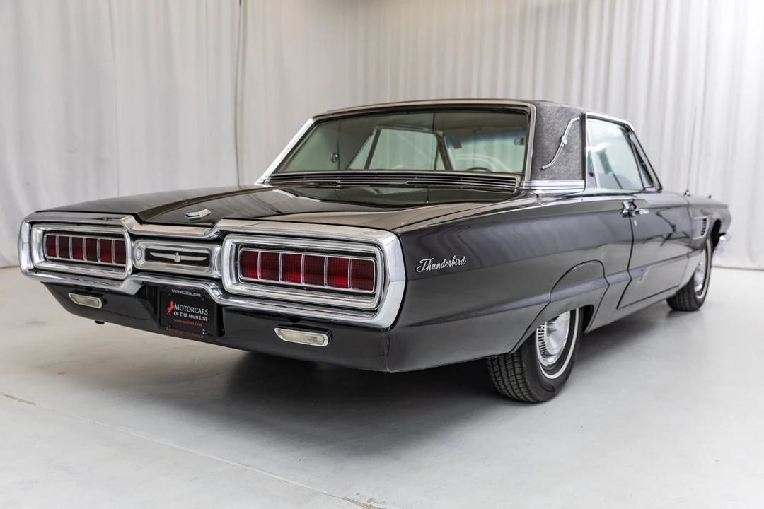 1965 Ford Thunderbird 4th Gen - Image 18 of 31
