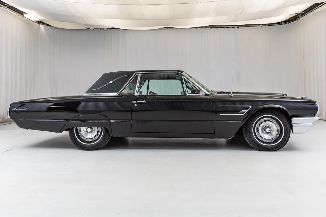 1965 Ford Thunderbird 4th Gen - Image 20 of 31