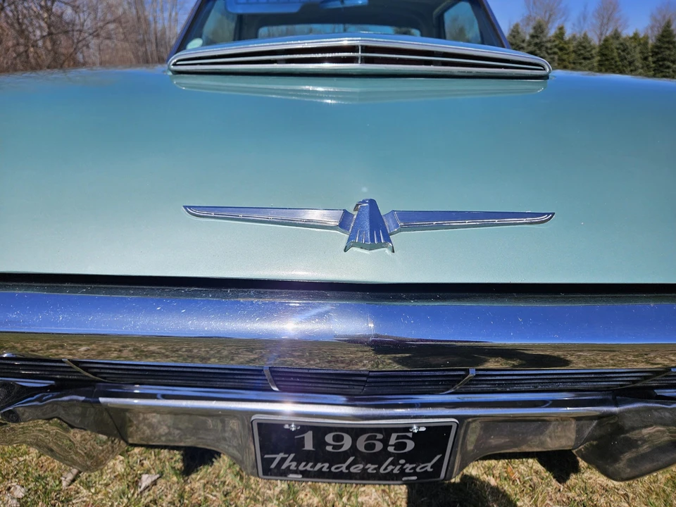 1965 Ford Thunderbird 4th Gen - Image 26 of 31