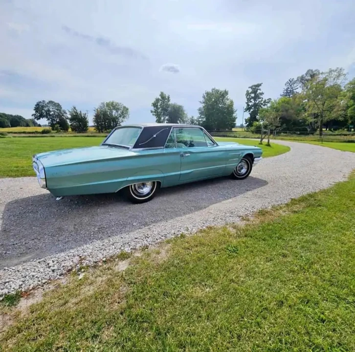 1965 Ford Thunderbird 4th Gen - Image 6 of 31