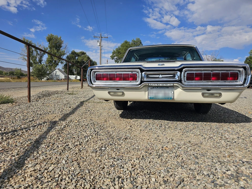 1965 Ford Thunderbird 4th Gen - Image 26 of 31