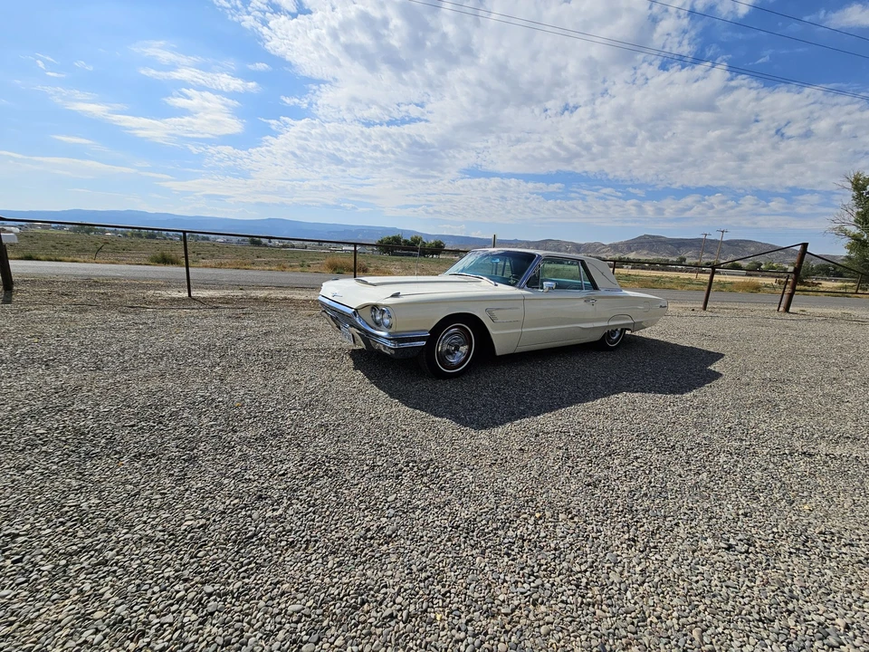 1965 Ford Thunderbird 4th Gen - Image 17 of 31