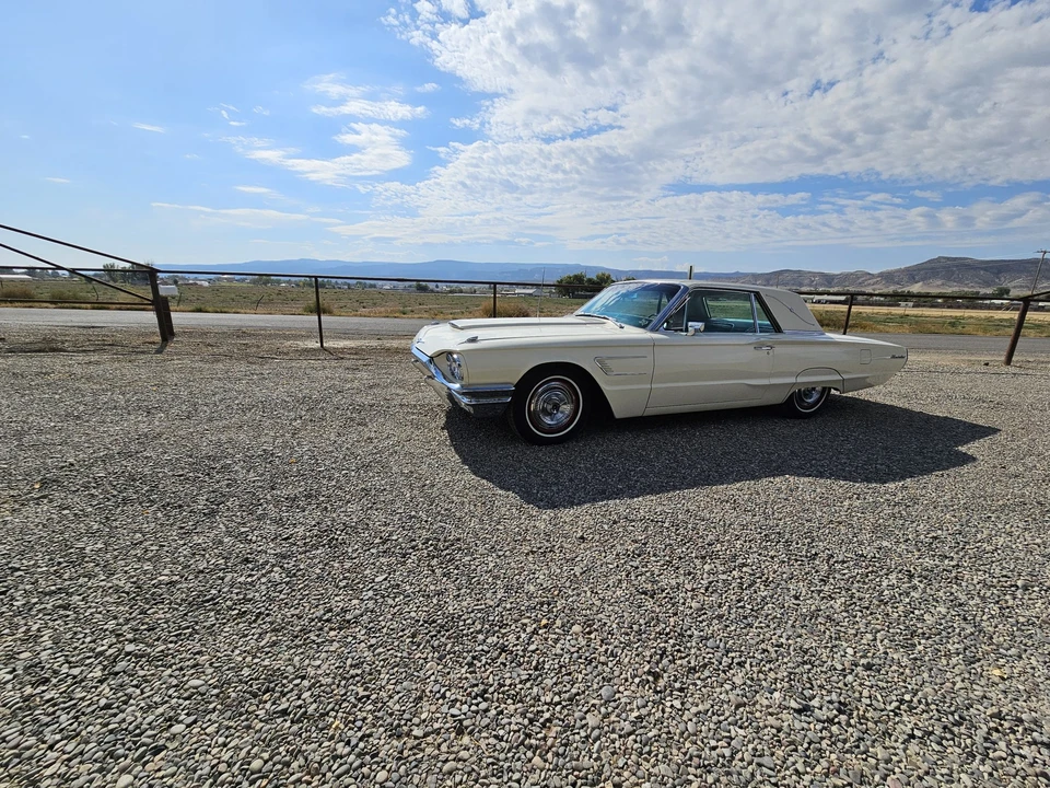 1965 Ford Thunderbird 4th Gen - Image 15 of 31