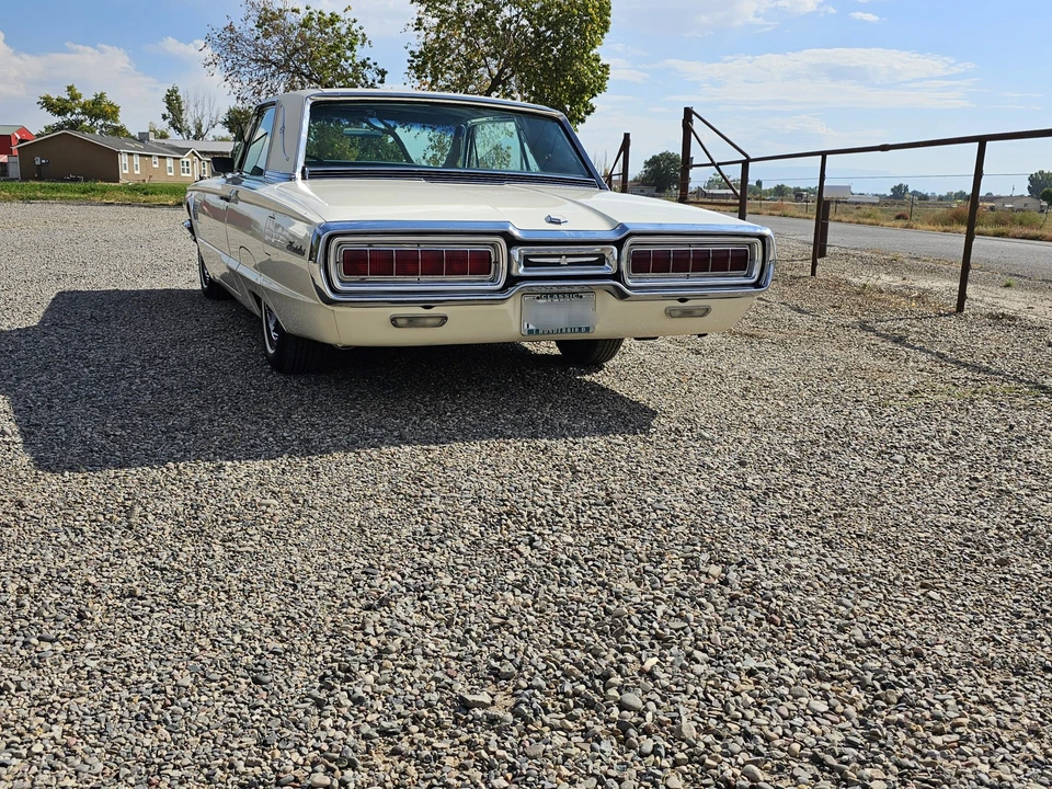 1965 Ford Thunderbird 4th Gen - Image 8 of 31