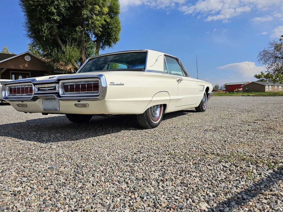 1965 Ford Thunderbird 4th Gen - Image 5 of 31