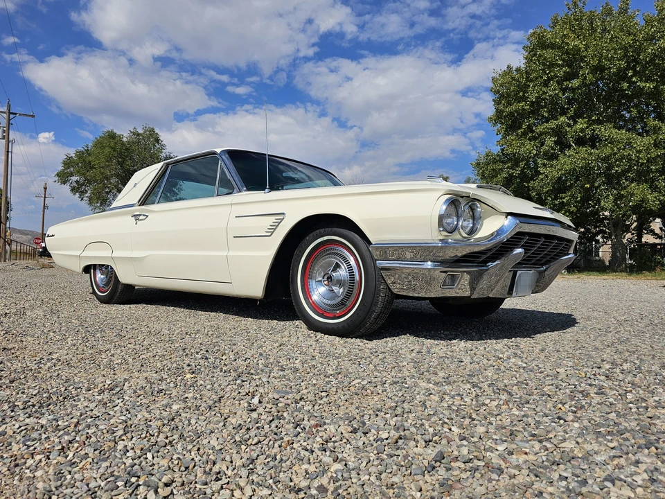 1965 Ford Thunderbird 4th Gen - Image 2 of 31