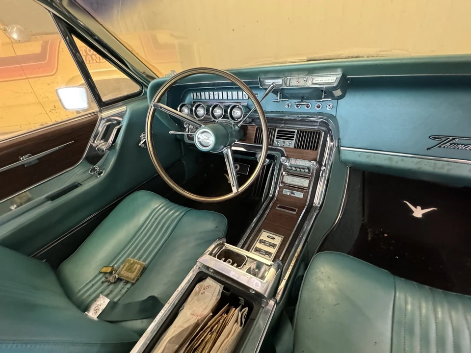 1965 Ford Thunderbird 4th Gen - Image 29 of 31