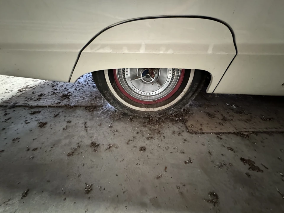 1965 Ford Thunderbird 4th Gen - Image 23 of 31