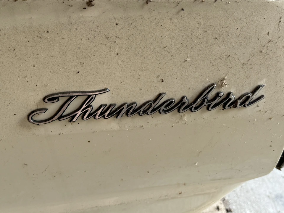 1965 Ford Thunderbird 4th Gen - Image 19 of 31