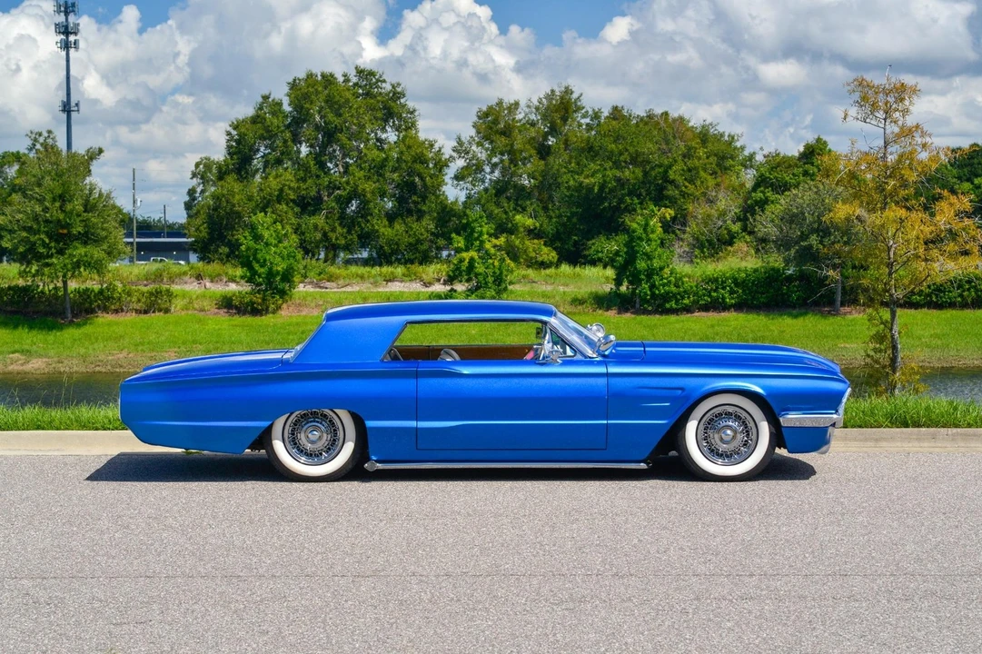 1965 Ford Thunderbird 4th Gen - Image 7 of 31