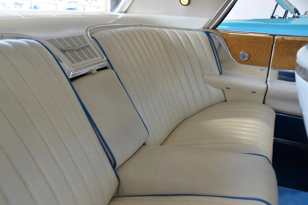 1965 Ford Thunderbird 4th Gen - Image 13 of 31