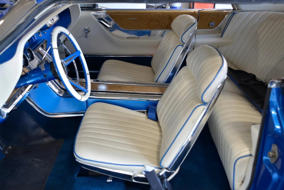 1965 Ford Thunderbird 4th Gen - Image 11 of 31
