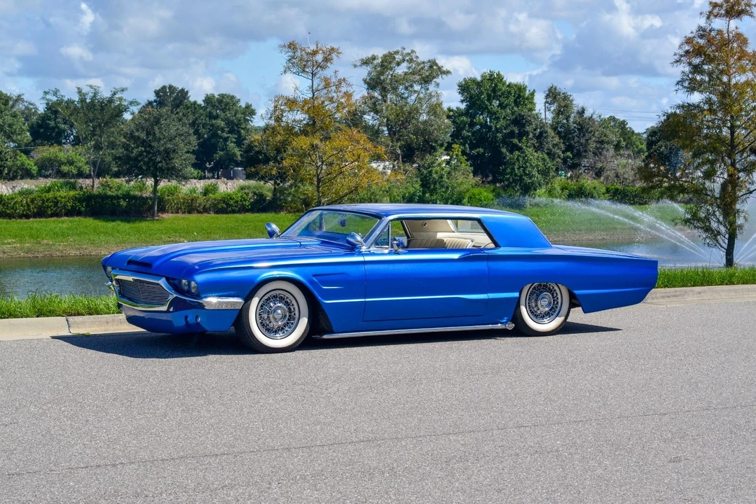 1965 Ford Thunderbird 4th Gen - Image 18 of 31