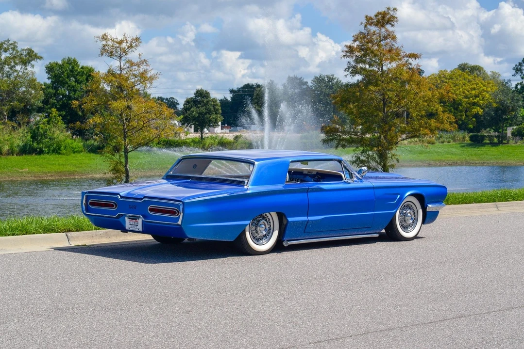 1965 Ford Thunderbird 4th Gen - Image 6 of 31