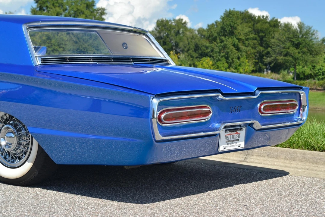 1965 Ford Thunderbird 4th Gen - Image 26 of 31