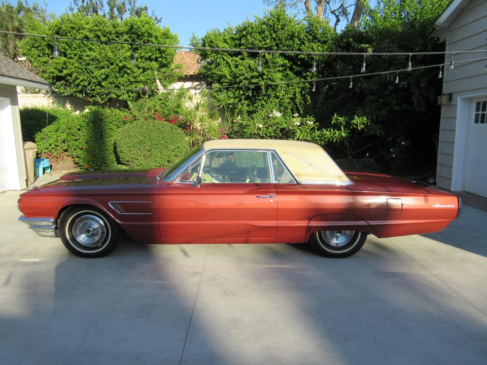 1965 Ford Thunderbird 4th Gen - Image 10 of 31